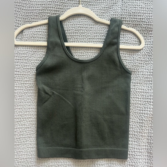 Two A New Day Tank Tops Ribbed - Picture 2 of 6